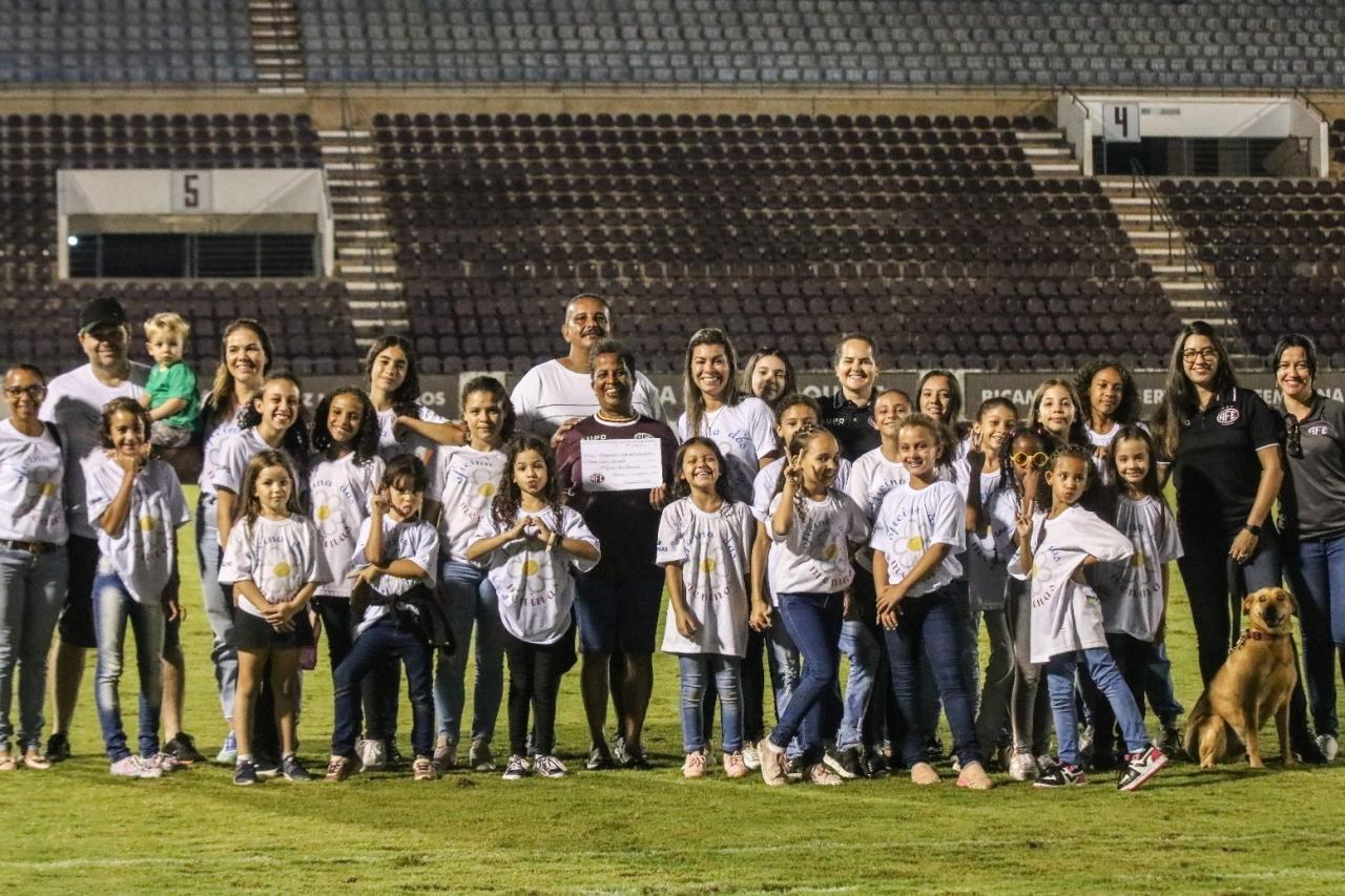 FERROVIÁRIA REALIZA DOAÇÃO PARA OFICINA DAS MENINAS!