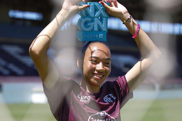 A atacante Aline Gomes está na lista da Goal.com, site especializado em futebol internacional, das nove maiores promessas do futebol feminino mundial!