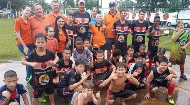 Hyundai Rothem Brasil e Colorado Futebol Clube fazem a festa da criançada !