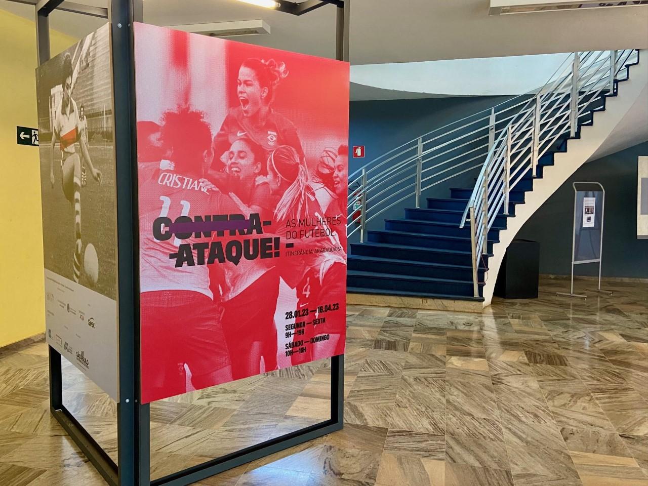 Livros sobre futebol estão em evidência na Biblioteca Mário de Andrade