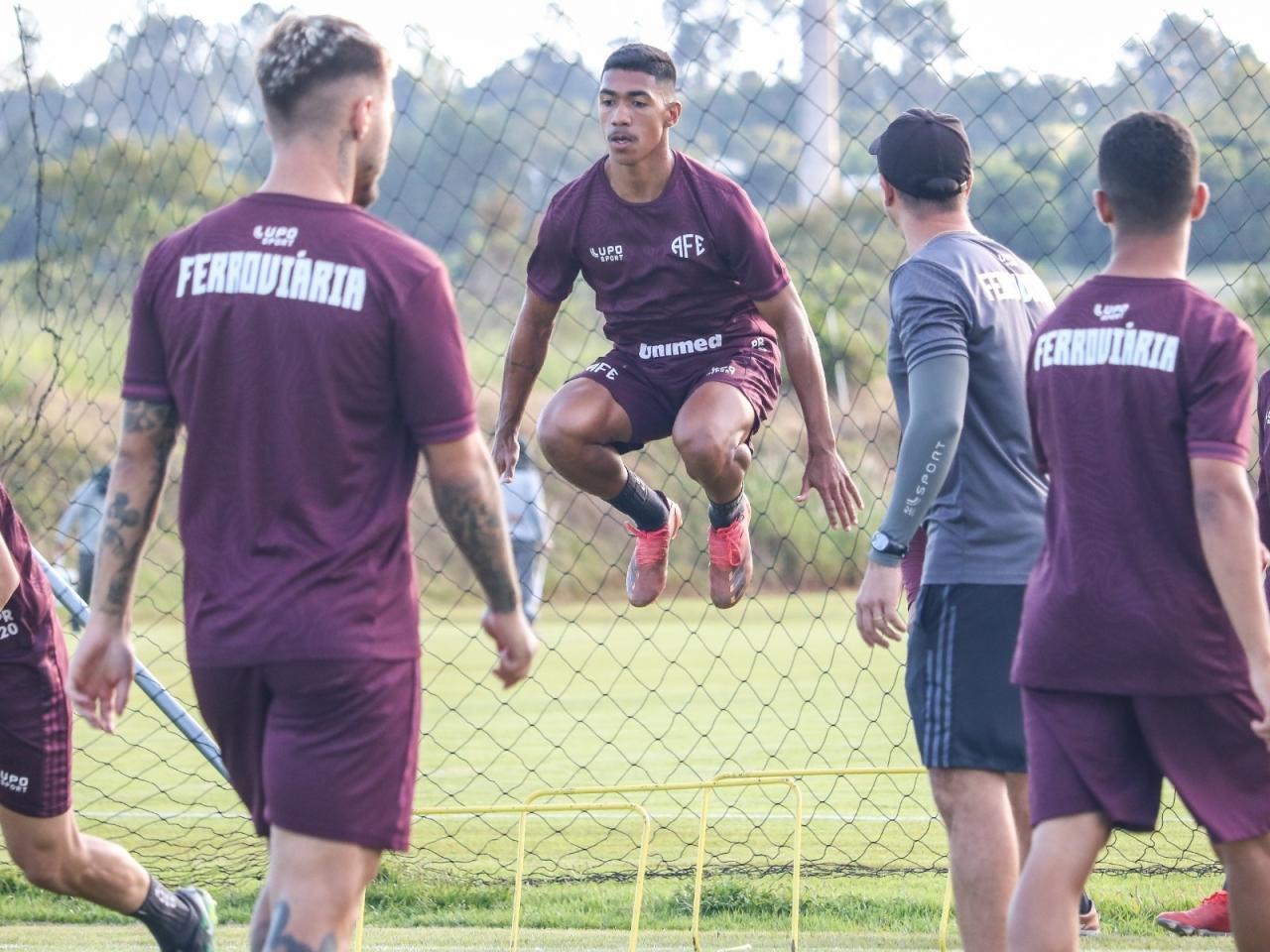 Ferroviária está em Sorocaba, onde ficará treinando com foco na estreia da Série D 2023!