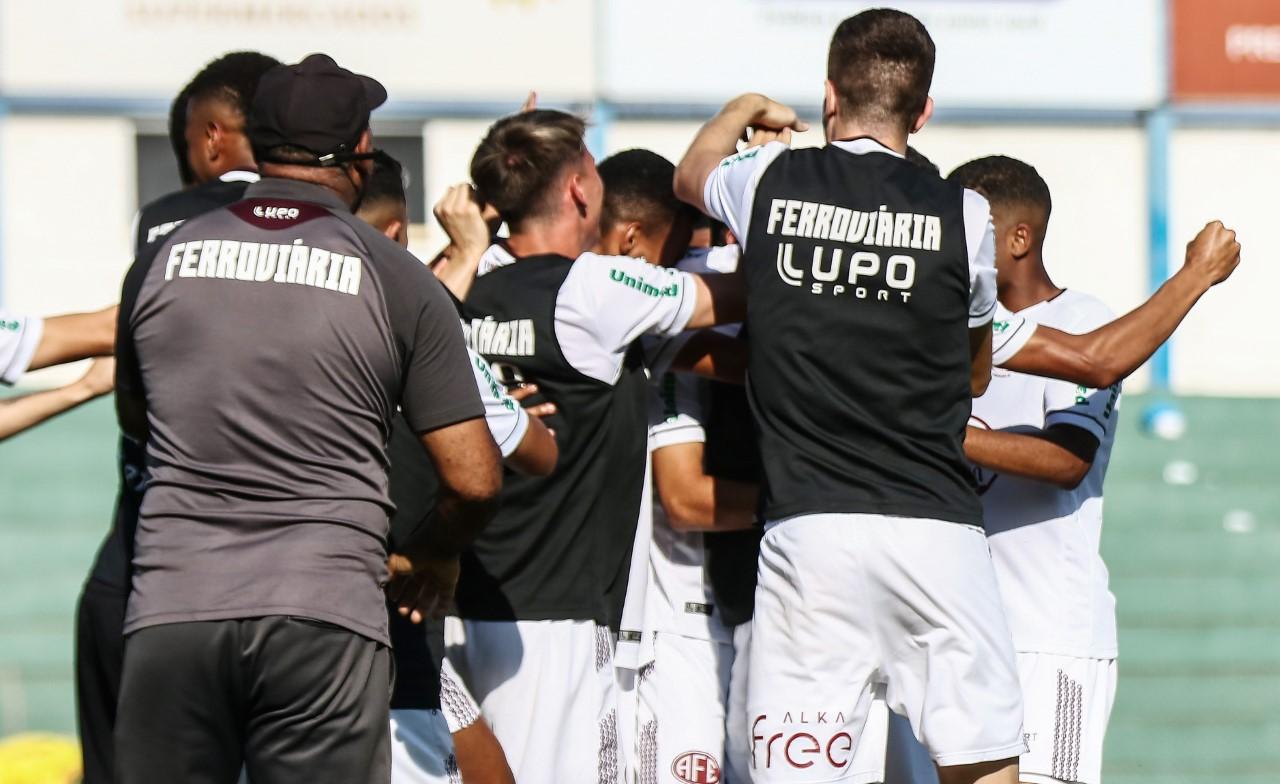 Ferroviária vence no final de semana!