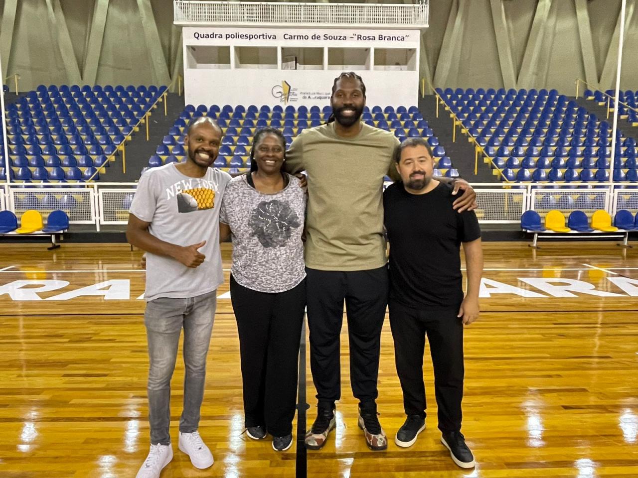 Roseli Gustavo recebe visita de Nenê Hilário no Gigantão!