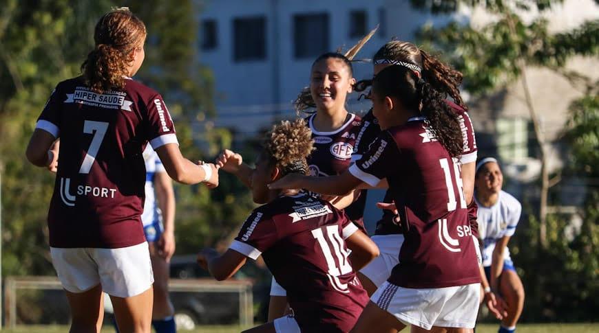 Guerreirinhas Grenás sub-17 aumentam invencibilidade no Paulista  2023!
