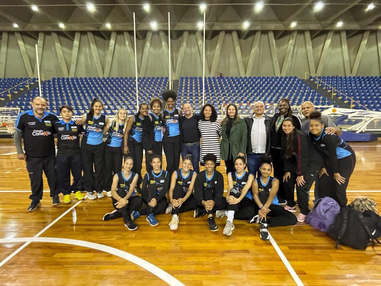 Prefeito Edinho Silva recepciona delegação de Araraquara que disputará última fase do Jogos da Juventude 2023!
