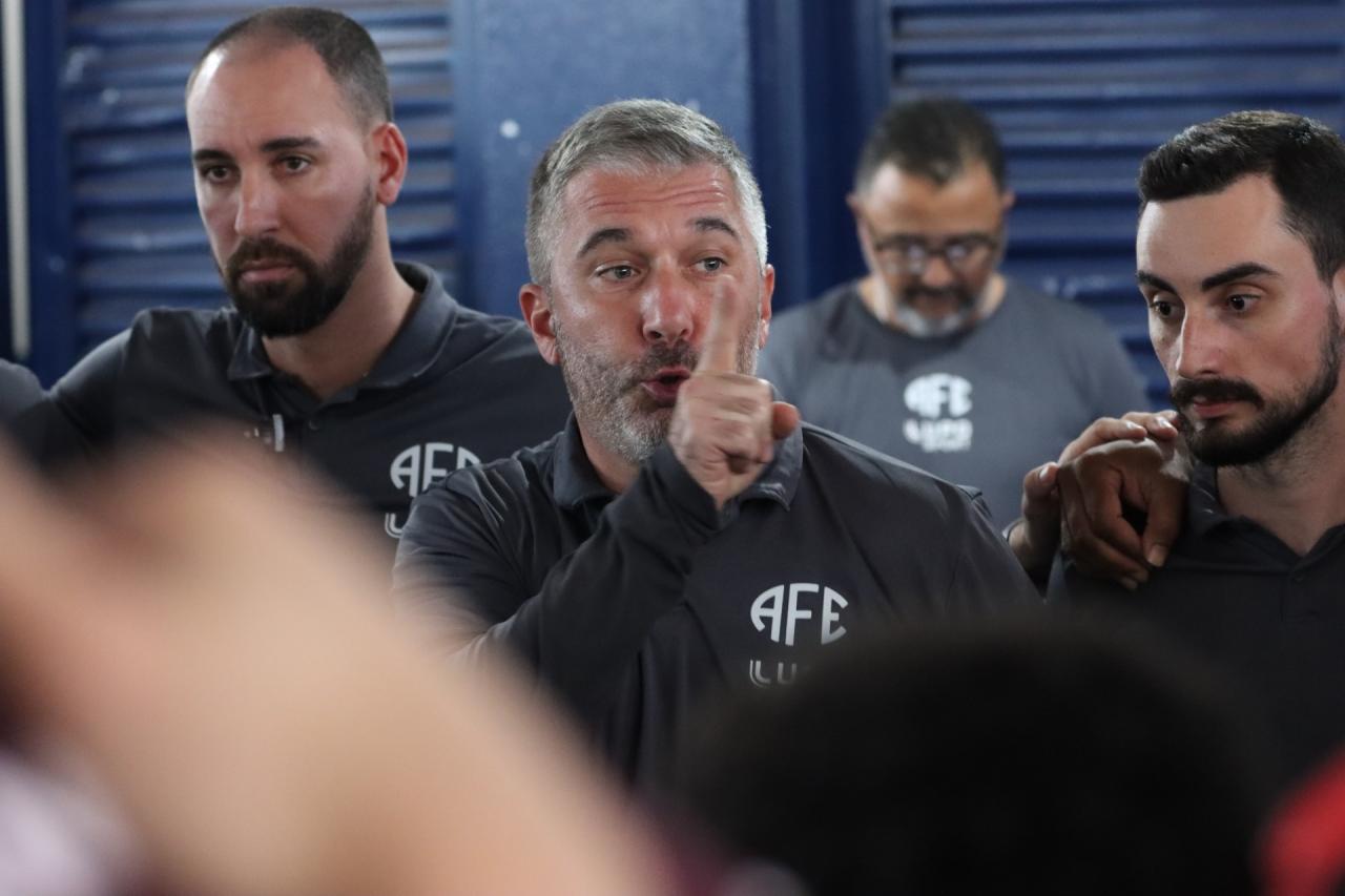 Após primeira vitória à frente da Ferroviária, técnico Pablo Fernandez fala dos primeiros treinamentos com a equipe Sub-20 da AFE!