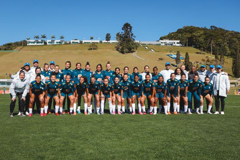 Seleção Brasileira Feminina Sub-17 faz jogo-amistoso comemorativo dos 132 anos da cidade de Teresópolis!