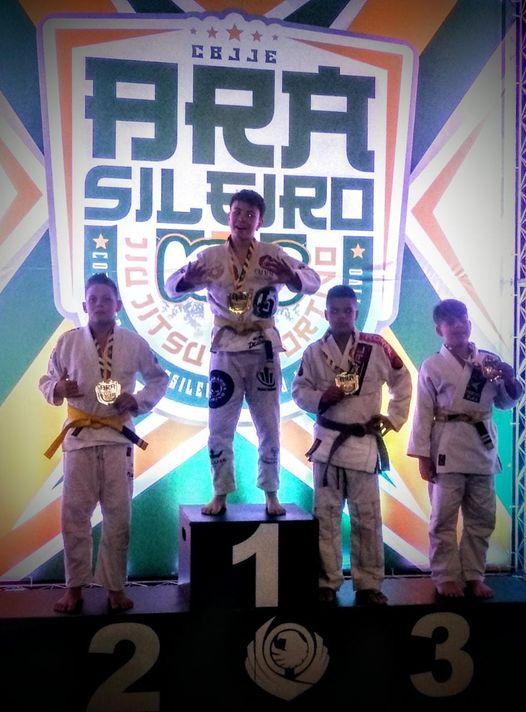 Victor Garcia da Silva brilhou no Campeonato Brasileiro de Jiu Jitsu 2023!