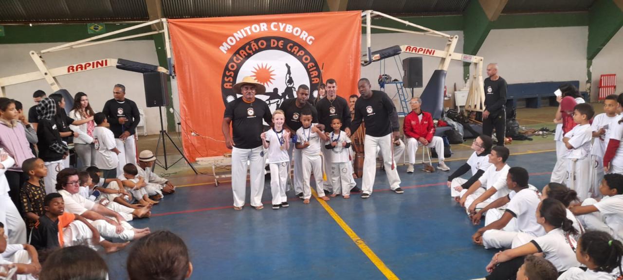 Fundesport/Associação de Capoeira Sol da Liberdade se destaca em Competição Regional!