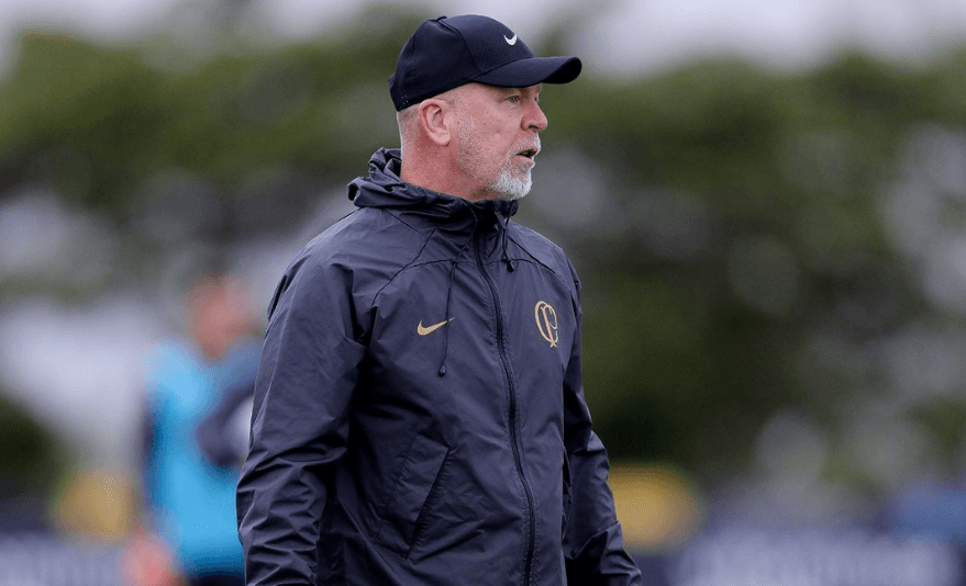 Mano Menezes é desfalque do Corinthians no clássico com o São Paulo no lugar do Técnico Luxemburgo!