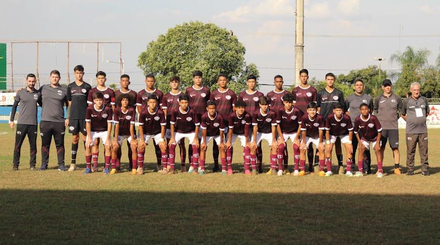 NA FONTE LUMINOSA, SUB-12 E 14 MASCULINO DA AFE RECEBEM RED BULL E UNIÃO BARBARENSE!