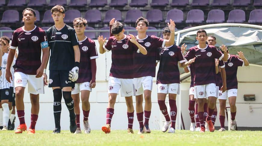 FERROVIÁRIA ENTRA EM CAMPO NESTE SÁBADO, NA FONTE LUMINOSA, PELAS QUARTAS DE FINAL!