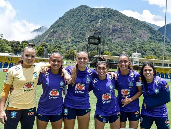 A  Seleção Brasileira Sub-15  encerrou o período de preparação, na Granja Comary!