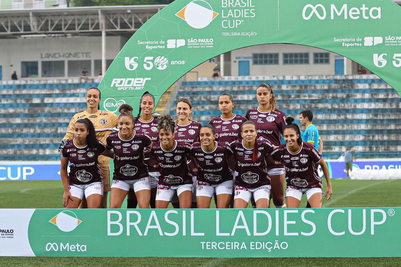 Guerreiras Grenás enfrentam Seleção do Paraguai na Ladies Cup 2023!