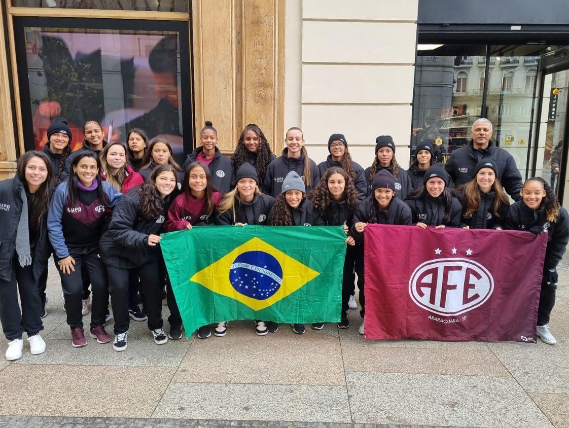 Guerreirinhas Grenás visitaram o museu ‘Legends - The Home of Footbal’, em Madrid!