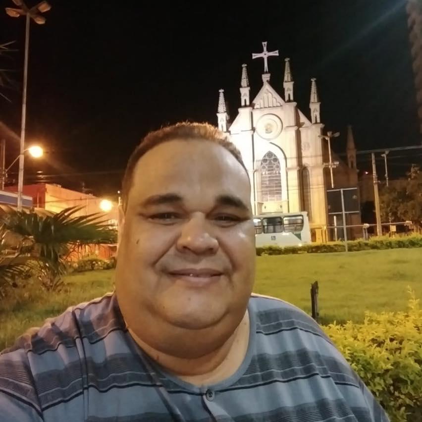 ARARAQUARA SE DESPEDE DE UM DE SEUS FILHOS QUERIDOS:CARLOS APARECIDO OLIVEIRA(CARLÃO)!