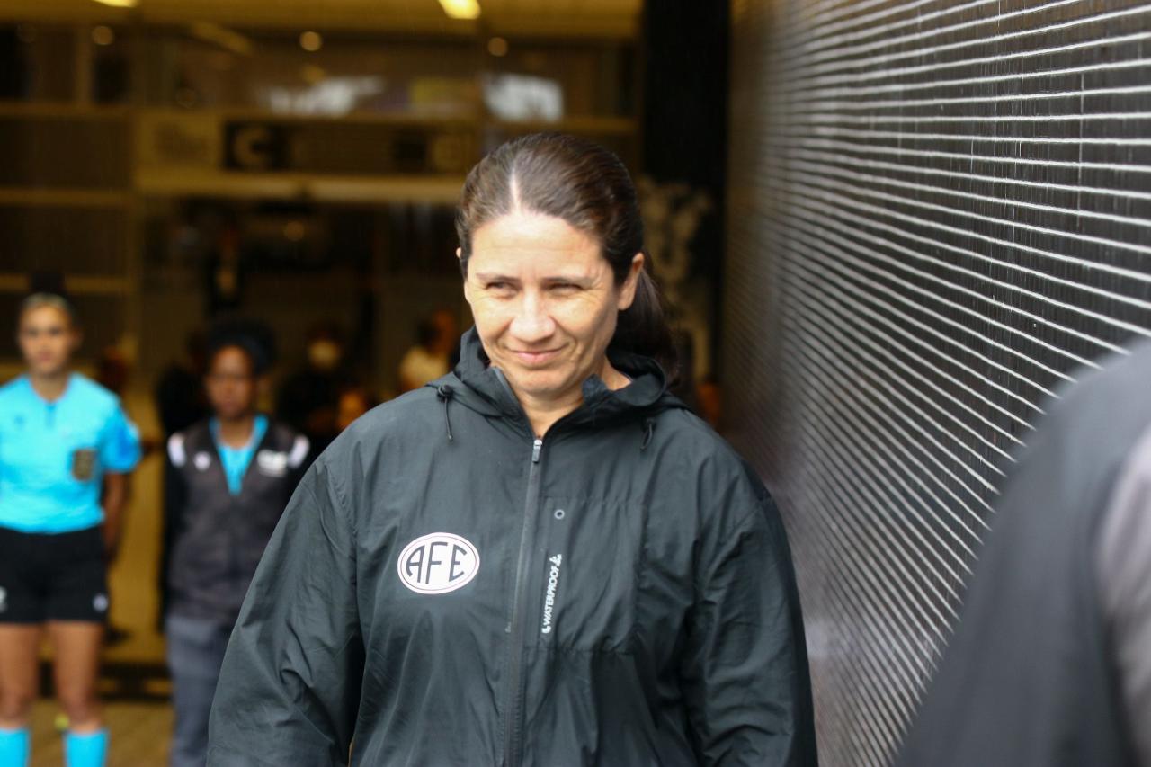 Técnica Jéssica de Lima diz que Guerreiras Grenás farão excelente temporada em 2024!