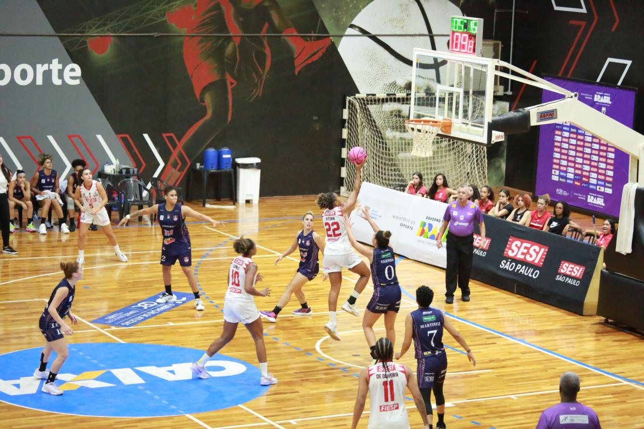 Sesi Araraquara vence Blumenau-SC e agora enfrenta o Ponta Grossa em Araraquara!