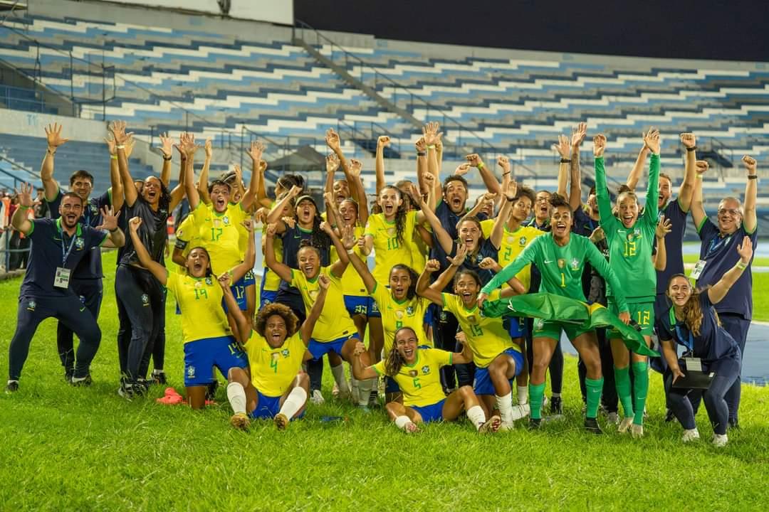 Brasil 2 X 0 Venezuela - Brasil DecaCampeão!