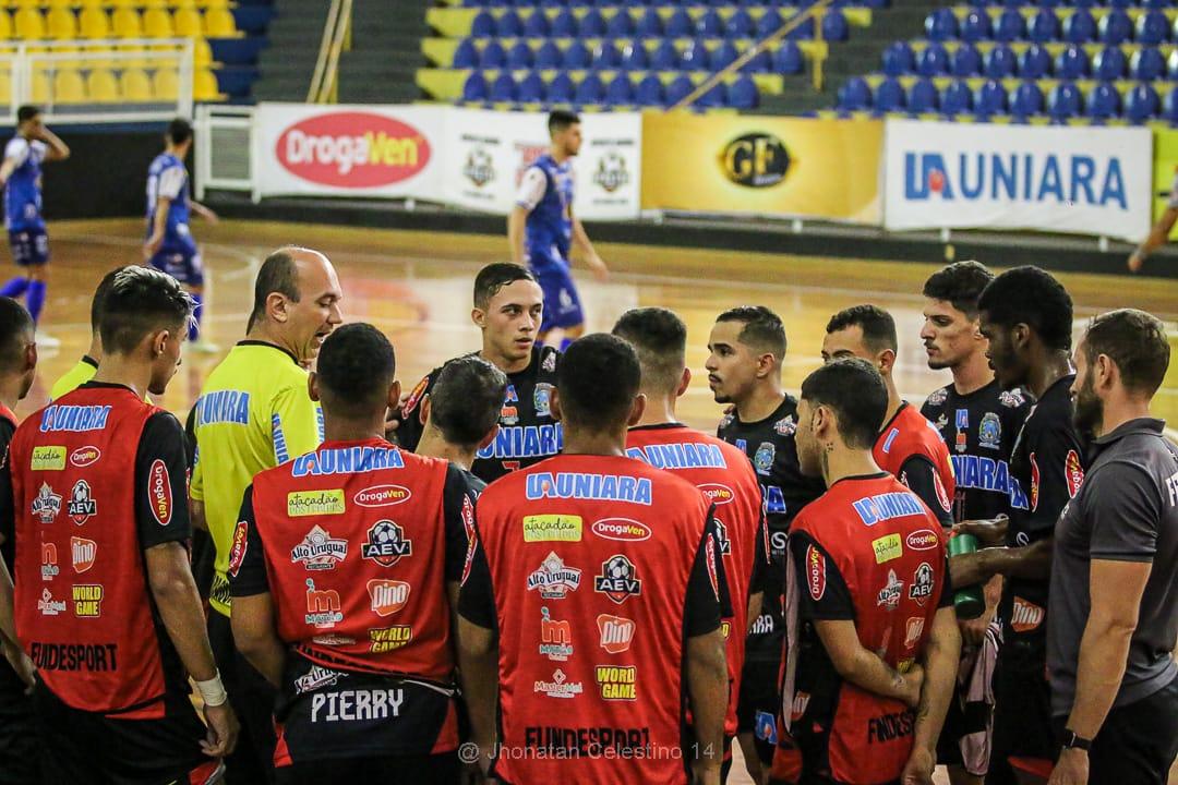 Uniara Futsal Araraquara /Fundesport  decide vaga contra Indaiatuba no Gigantão!