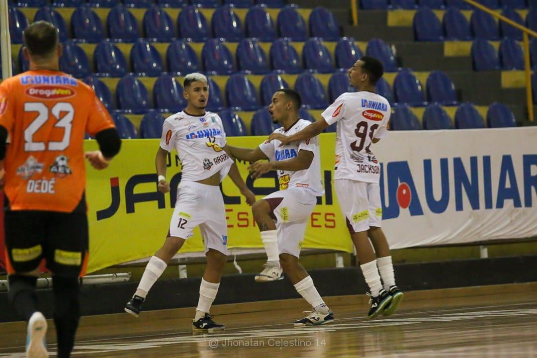 Uniara Futsal Araraquara/Fundesport vence Indaiatuba e se classifica!