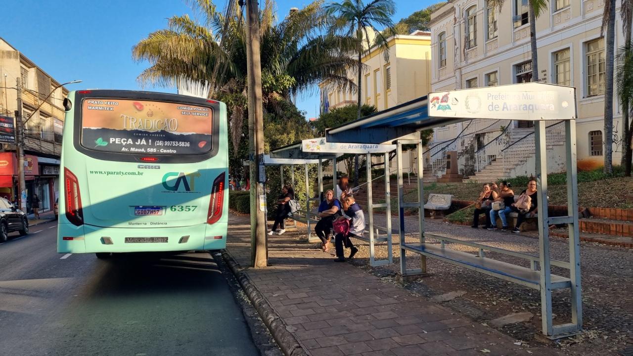 Projeto de novos Pontos de Ônibus começam a ser implantados em Araraquara!