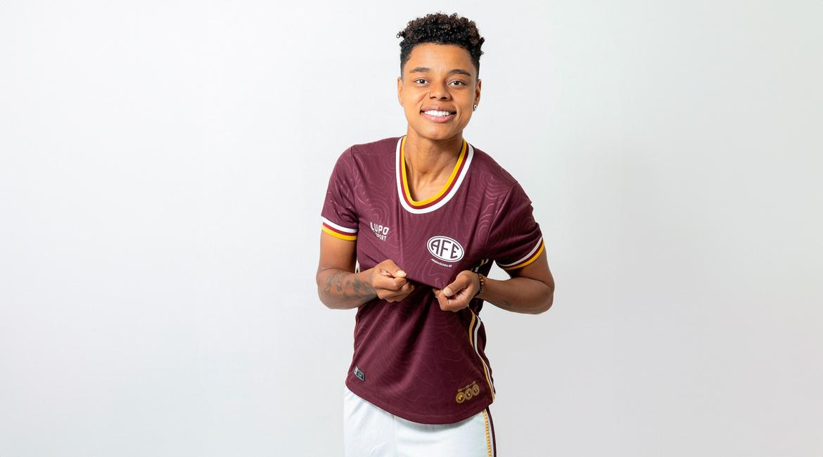 Guerreiras Grenás contratam Naná Andrade!