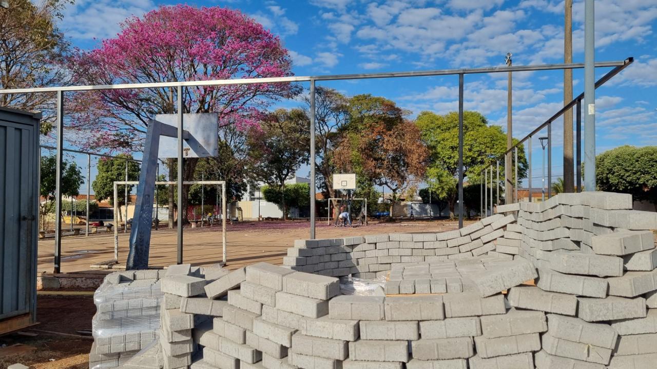 Praça da Paróquia Santa Teresinha passa por reforma e remodelação em Araraquara!