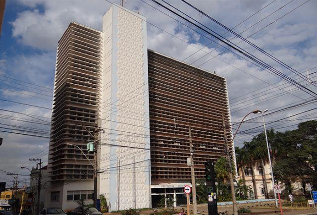 Prefeitura de Araraquara aciona Ministério Público e Justiça para ações e realização de campanha de prevenção e combate a queimadas!