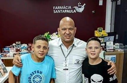 Victor e Gabriel Silva ,atletas de jiu jitsu e judô anunciam nova parceria com a Farmácia Santa Paula Araraquara!