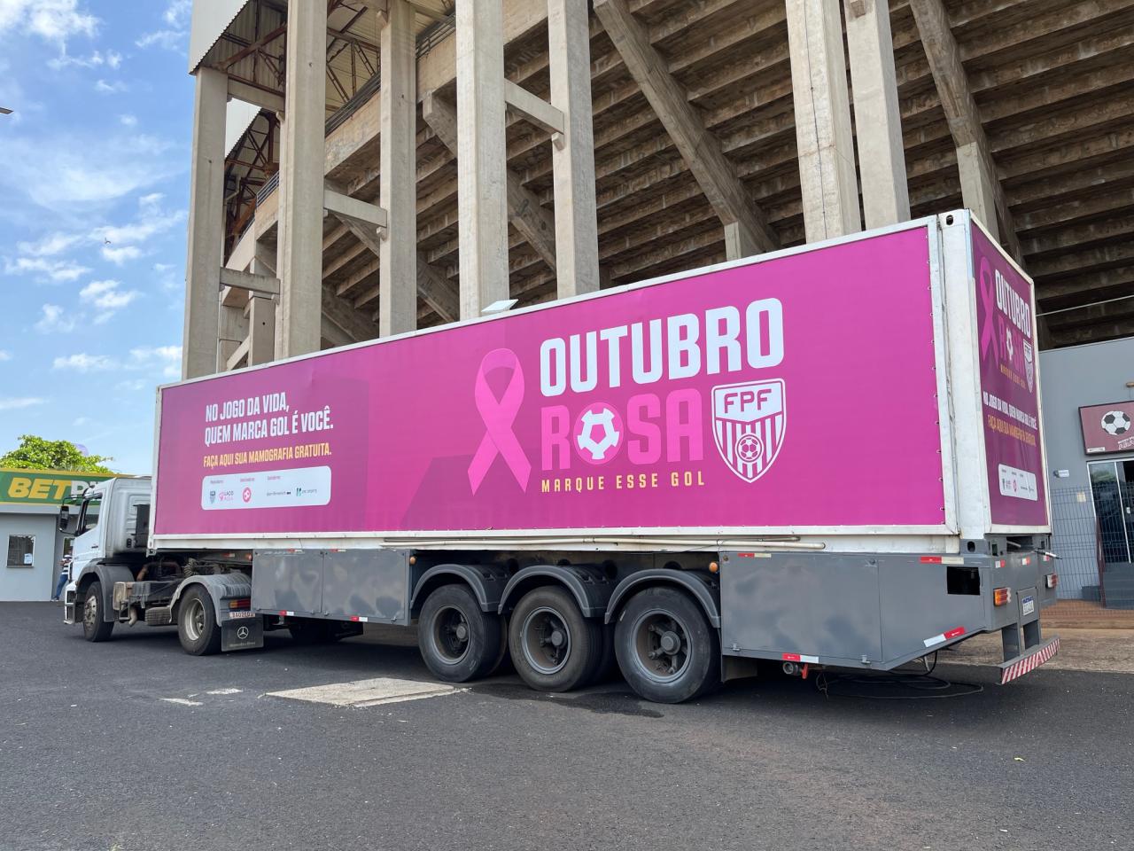 A Ferroviária em parceria com a Federação Paulista e a Fundação Laço Rosa recebem a carreta da mamografia!