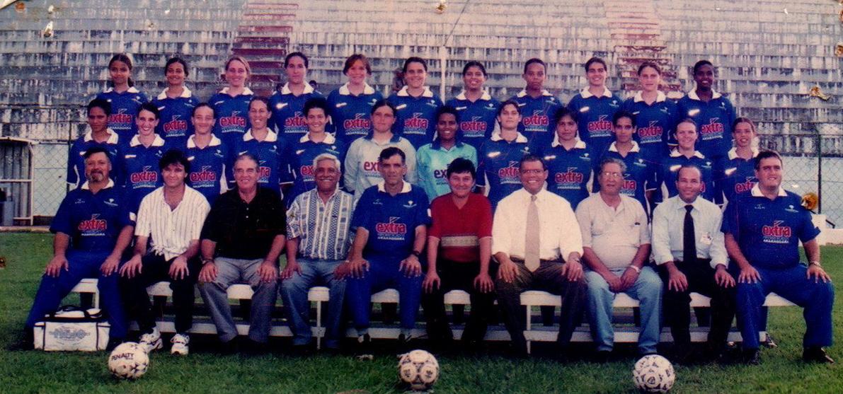 Equipe e Diretoria do Extra/Fundesport no ano de 2001!