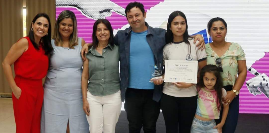Aluna Yasmim Veronez Carvalho da Emef Professor WaldemarSaffiotti é premiada no EPTV na Escola 2024!