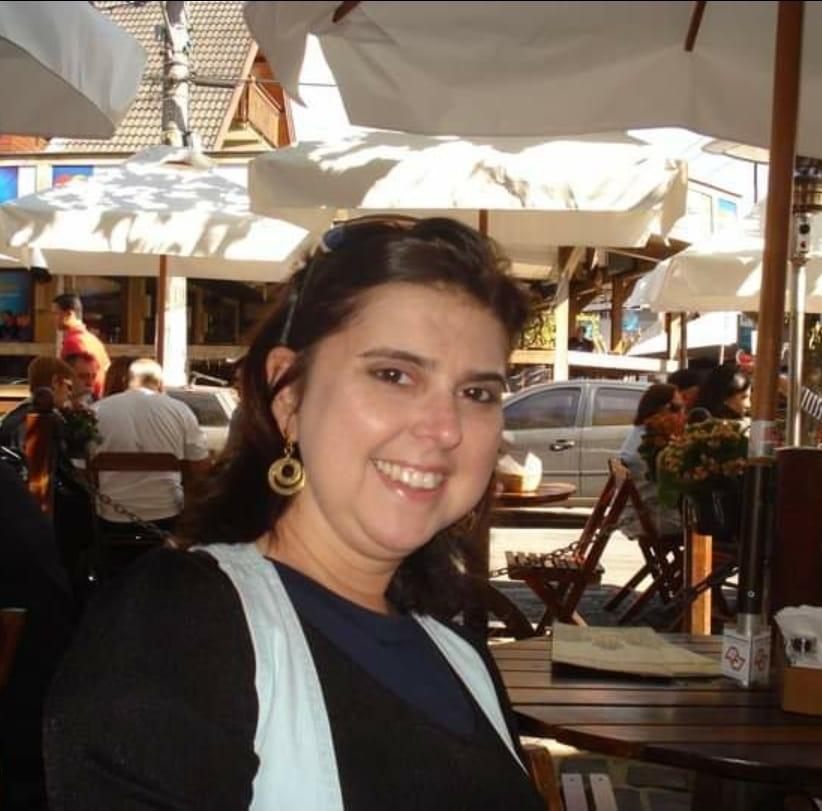 Araraquara e Uniara se despediram da amiga,irmã em Cristo ,Diretora e  Gestora do RH da Uniara,Cassandra de Arruda Mauro Pierini!