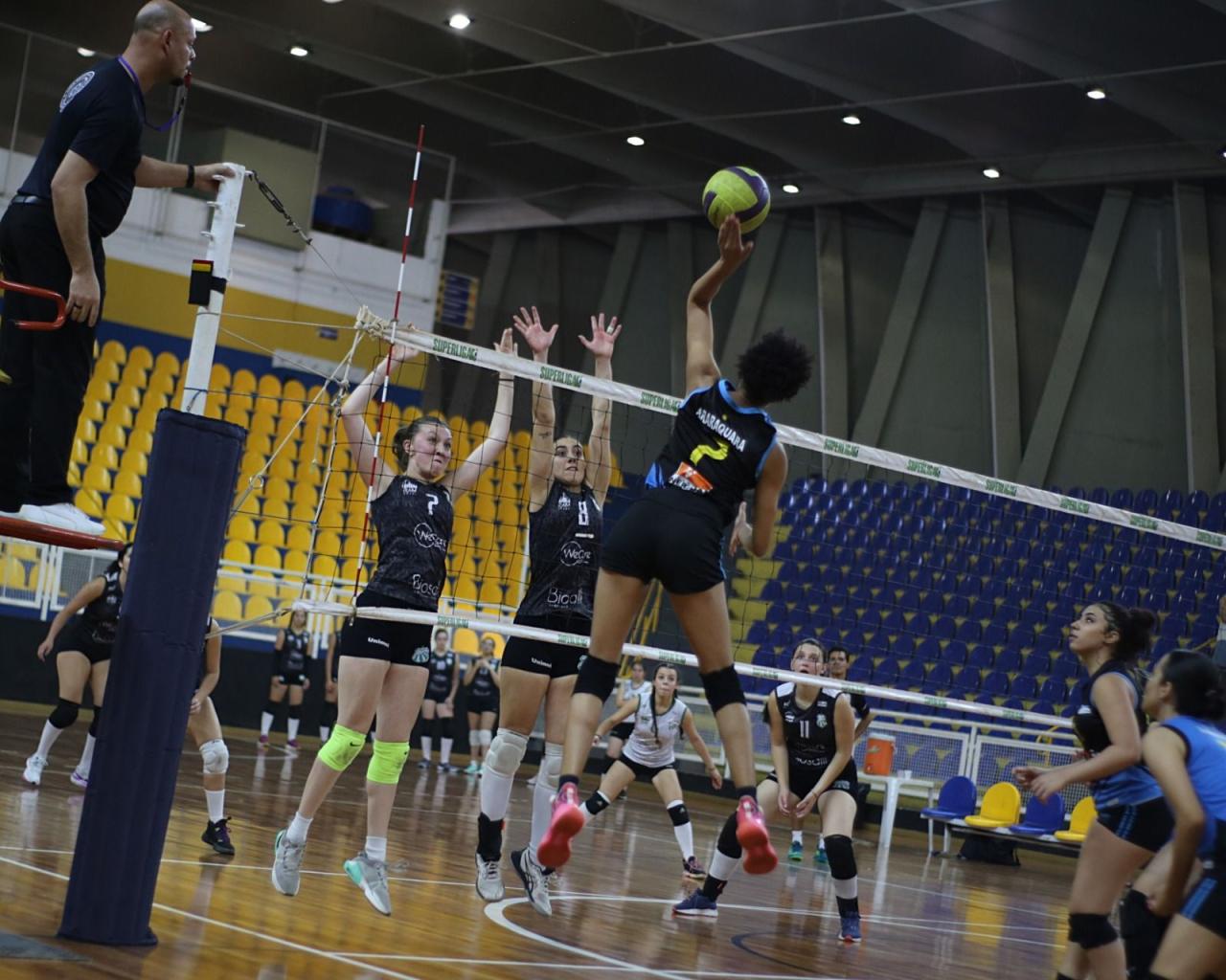 Fundesport/Araraquara ganham Porto Ferreira e Caldense!