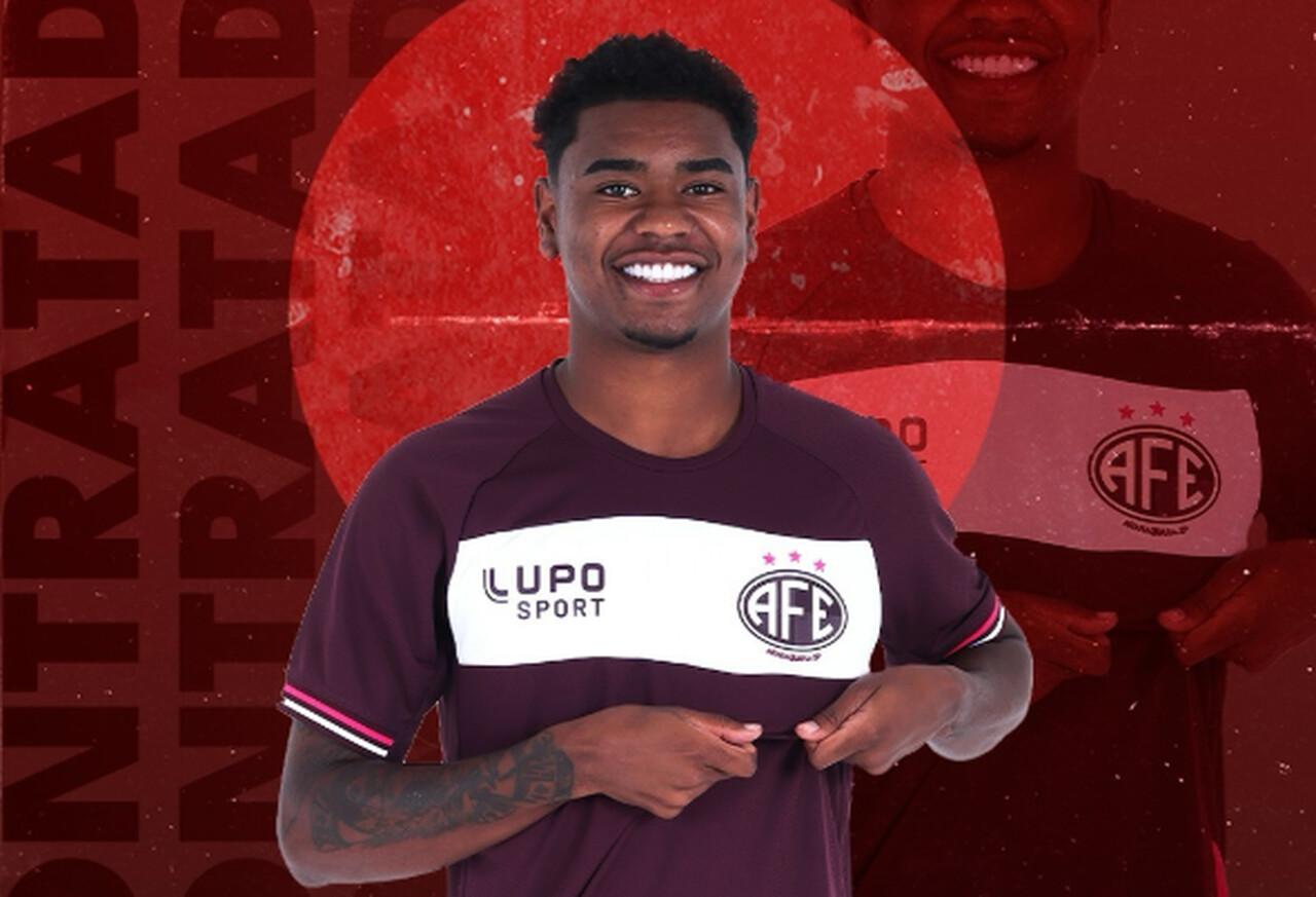 Ferroviária acerta compra em definitivo do atacante Denilson!