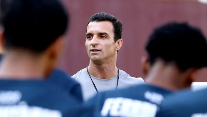 Técnico Júnior Rocha quer estrear com o pé-direito no Paulistão da Série A2 2025!