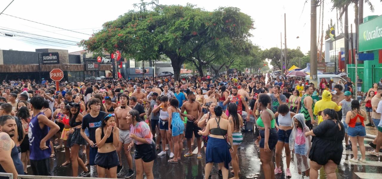 Secretaria da Cultura de Araraquara busca músicos e grupos musicais para o “Carnaval 2025 - Tradição da Alegria”!