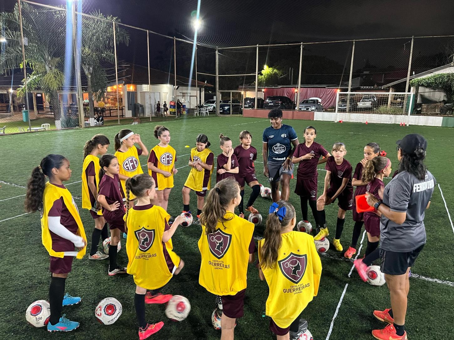 Luciana visitou as alunas da Escola das Guerreiras Grenás!