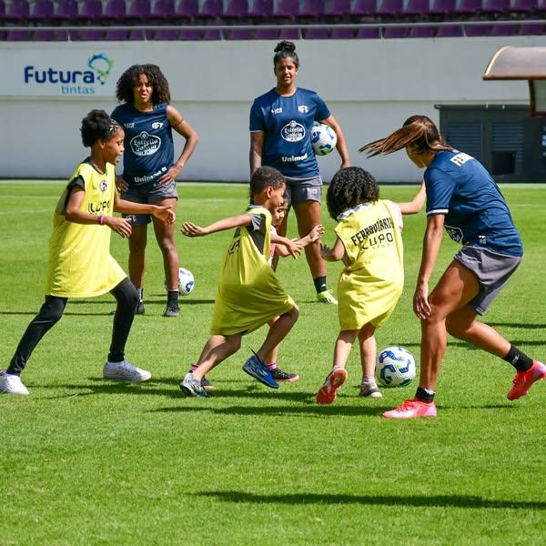 Guerreiras Grenás receberam as visitas de crianças, adolescentes e profissionais da Casa Betânia de Araraquara!