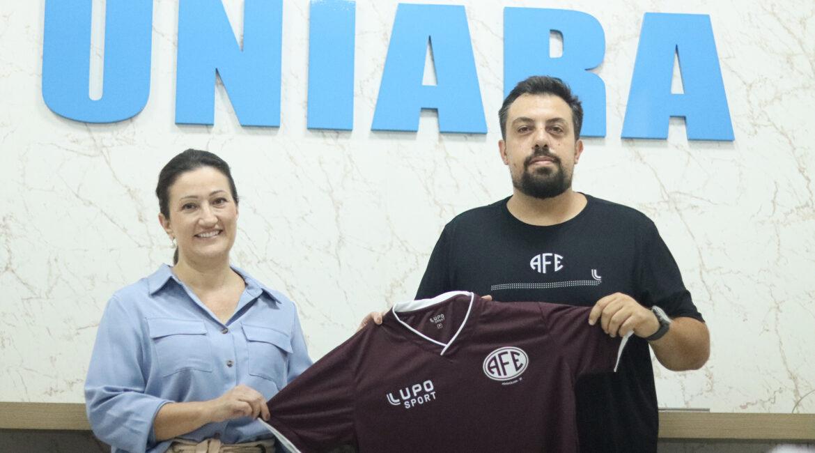 Ferroviária e UNIARA firmam parceria para atendimento odontológico da Base de Ferro!