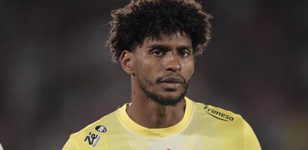 Hugo Souza é chamado para amistosos da seleção no lugar de Alisson!