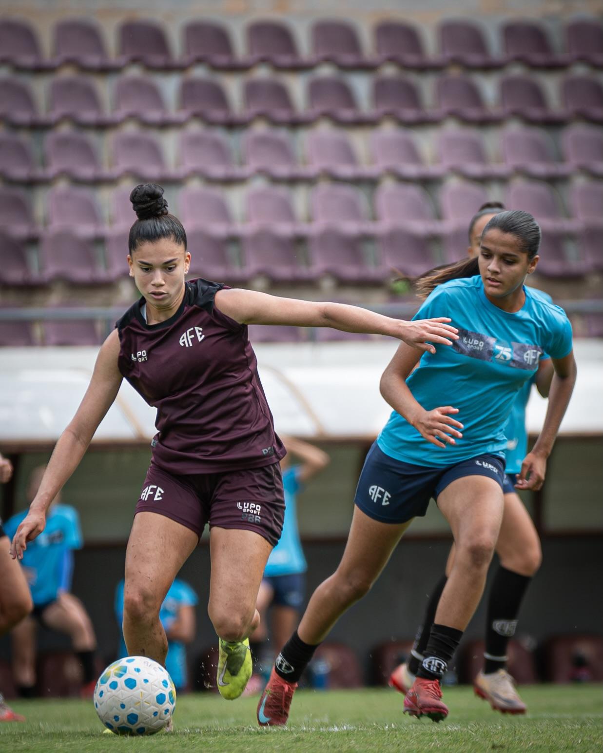  Guerreiras Grenás realizaram atividade integrada com a categoria Sub-17!