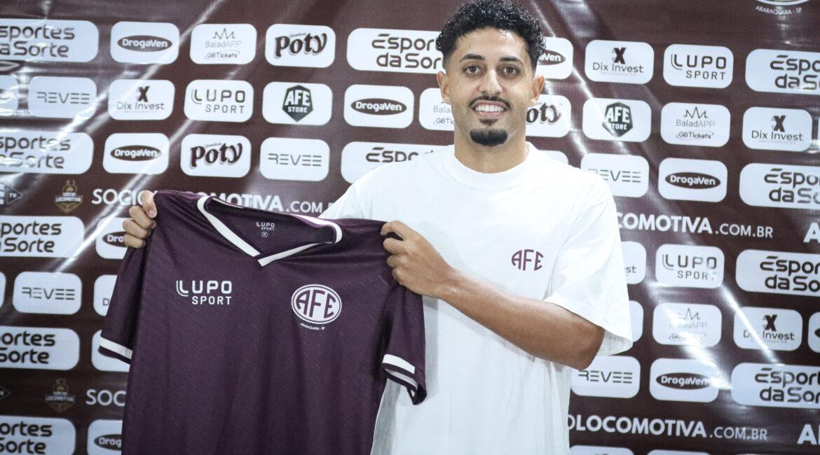 Recém-chegado à Ferroviária, Rhuan projeta caminhos para o acesso na Série C em 2026!