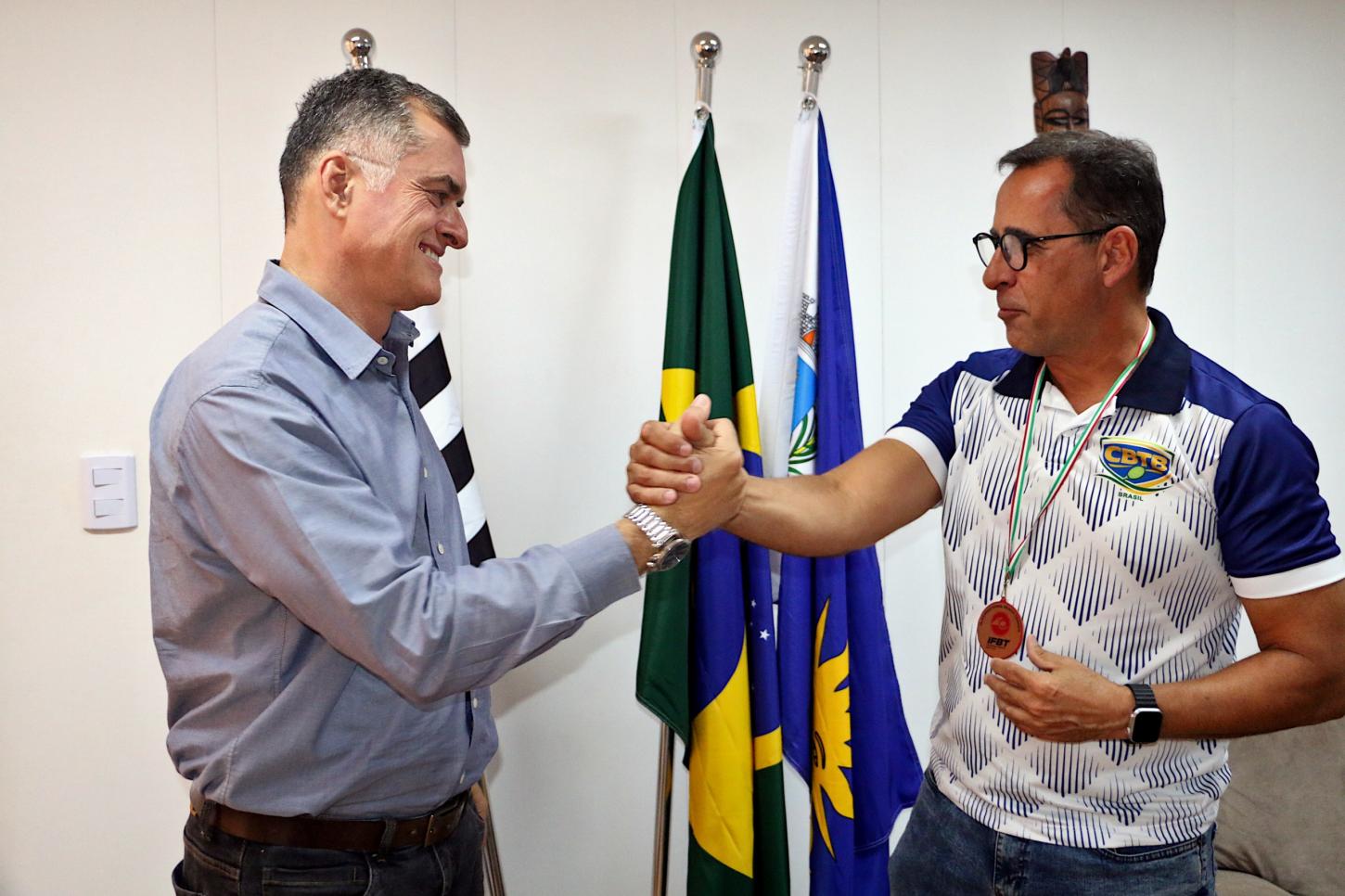 Brasil faz história e conquista título inédito no Mundial de Beach Tennis 2026 com o Araraquarense Giovani Peroni!