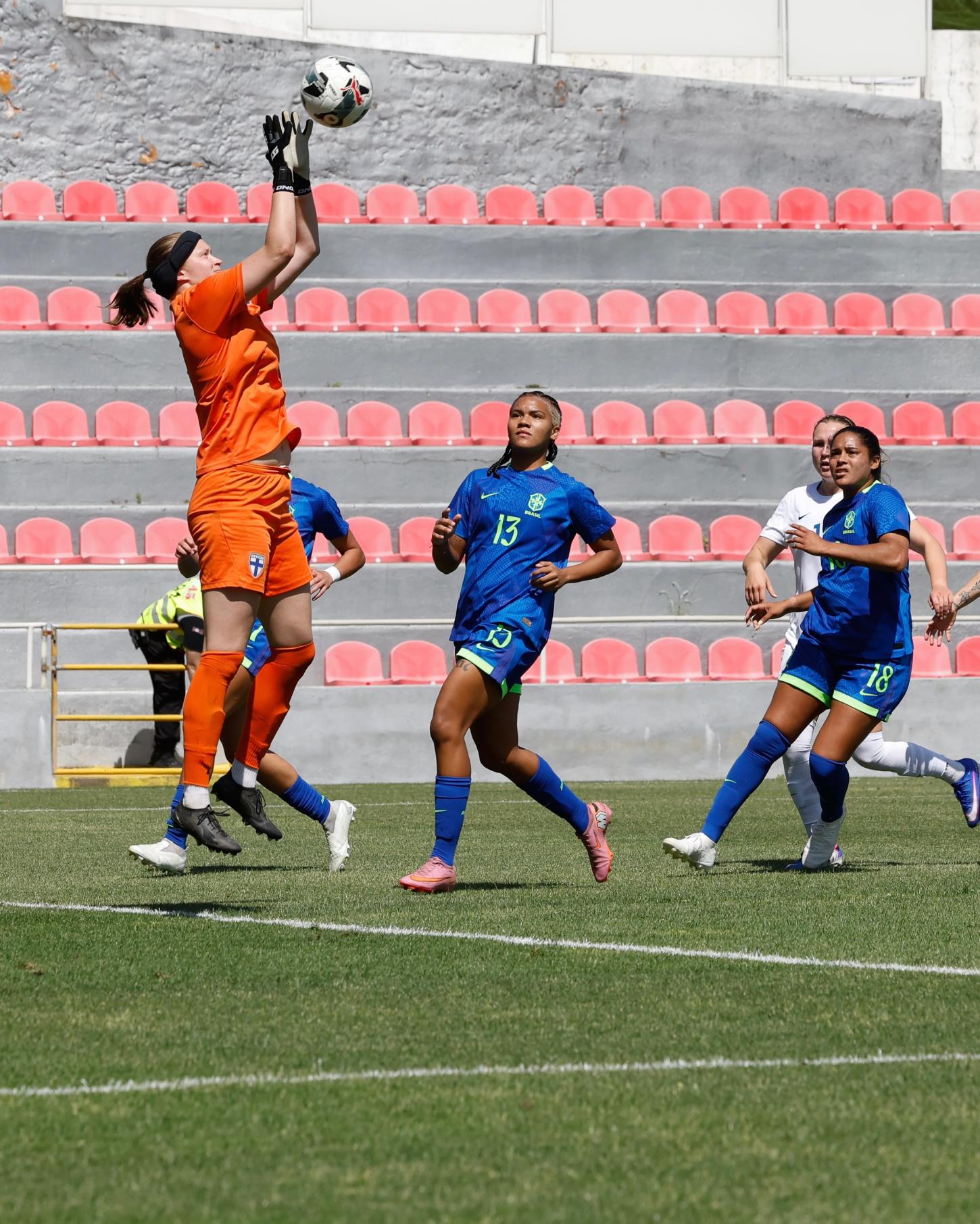 Guerreiras Grenás estiveram no primeiro compromisso da Seleção Brasileira Feminina Sub-20!