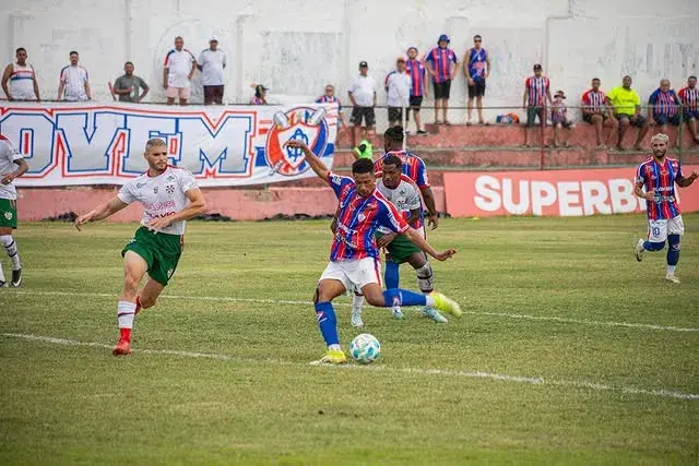 Itabaiana-SE 1 x 0 Ferroviária - Ferrinha luta muito, mas é superada!