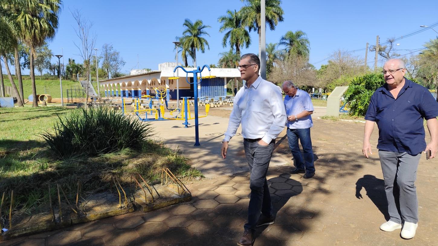 Parque Pinheirinho recebe visita técnica para acompanhamento de obras e novos investimentos!