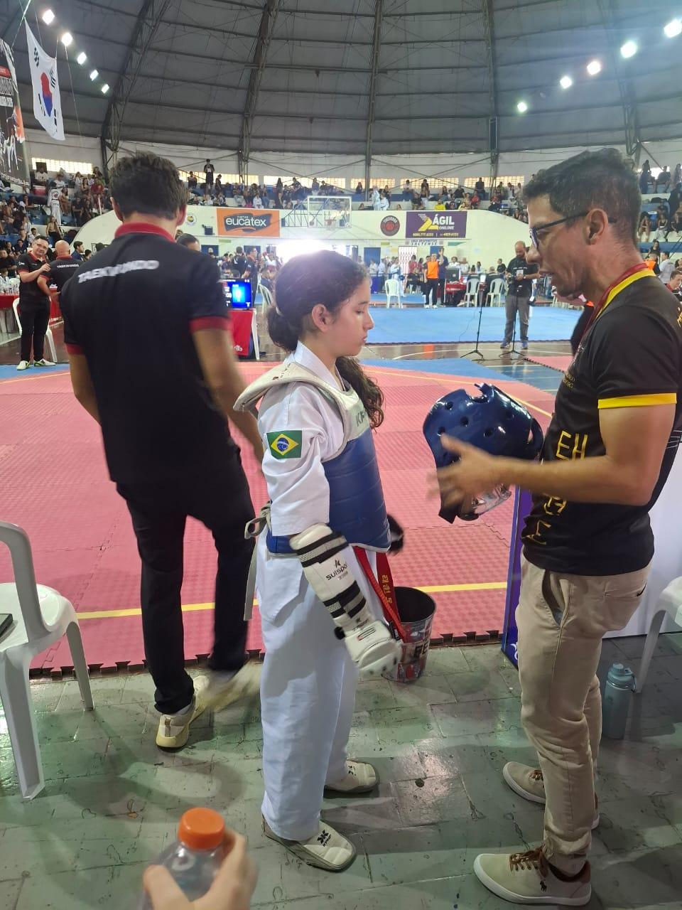 Taekwondo da Fundesport/Araraquara conquista destaque na 4ª etapa do Campeonato Paulista 2026!