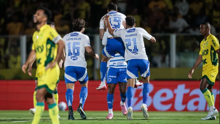 Cruzeiro x Mirassol - Onde assistir, arbitragem e escalações